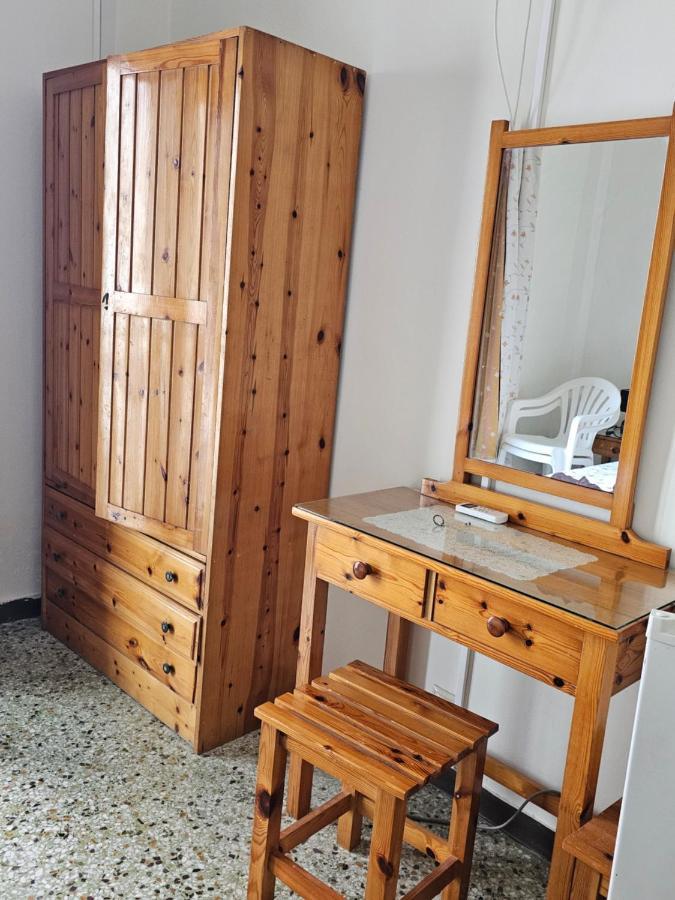 Madalenarooms Benitses  Buitenkant foto